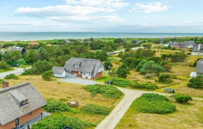 Nice Home In Blåvand With Wifi
